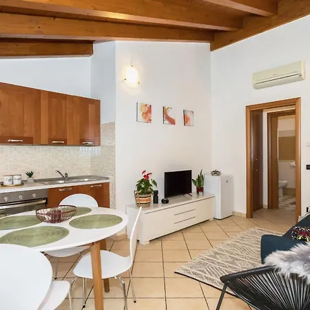 Apartment Porta Osio Sopra