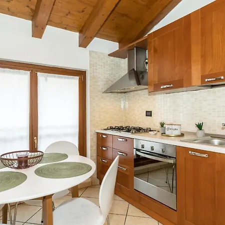 Apartment Porta Osio Sopra